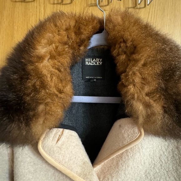 Crème color wool coat with fur trim - Picture 2 of 3